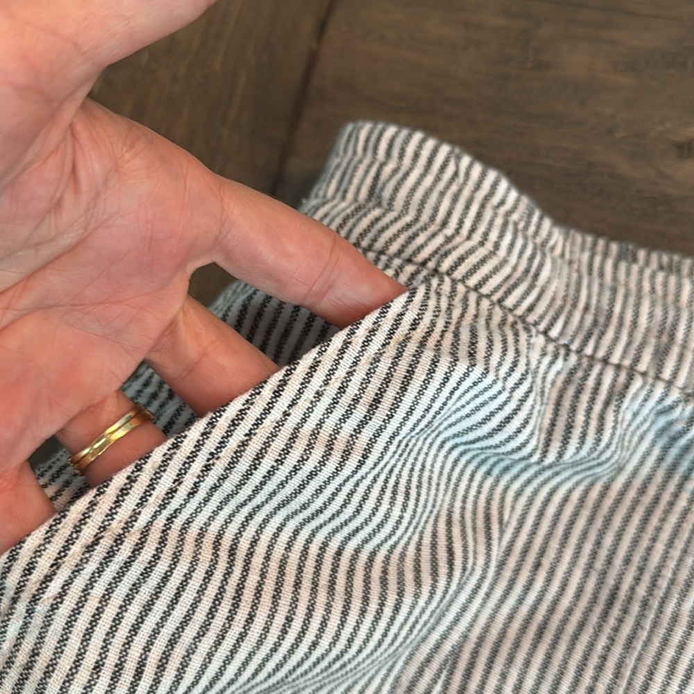 *NEW J. Crew Drawstring Pull-on Shorts Medium Black & White Stripes - Picture 7 of 8